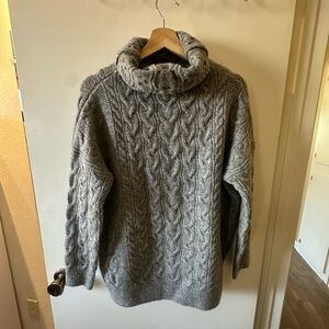 Banana Republic Gray Knit Sweater